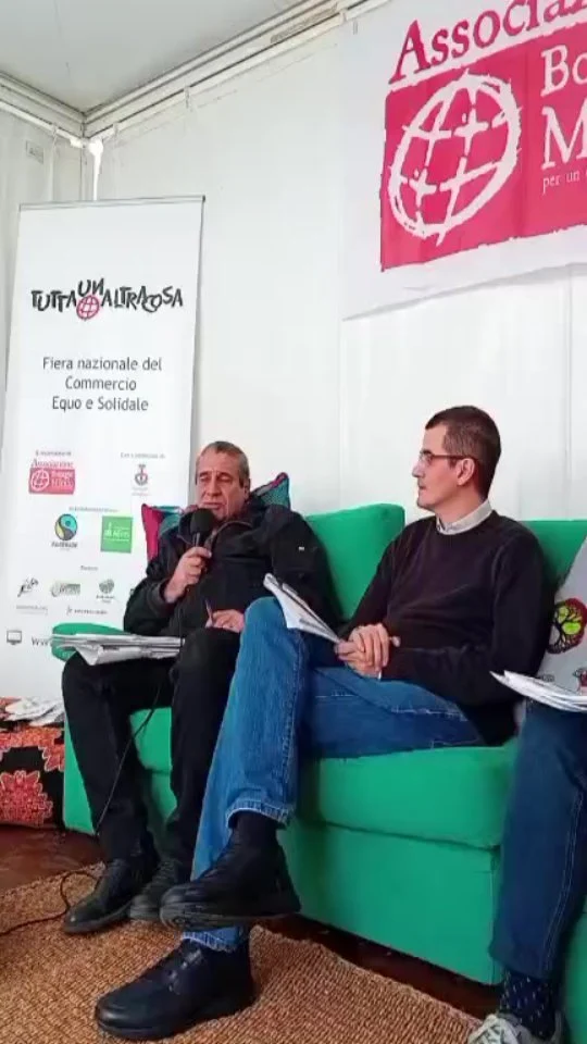 Inaugurazione e talk della 30 edizjone del festival nazionale del commercio equo Tuttaunaltracosa con Massimo Renno e Paolo Pastore,modera Marco Ratti
#fairtrade
#festival
#padova
#commercioequoesolidale
