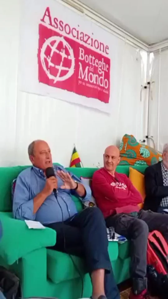 Oltre la crescita: un altro modo di convivere in pace nel mondo (seconda parte)
Il video completo lo troverete sul sito web www.tuttaunaltracosa.it